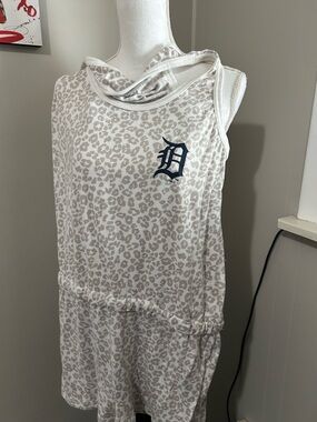 Detroit 'D' Leopard Print romper!